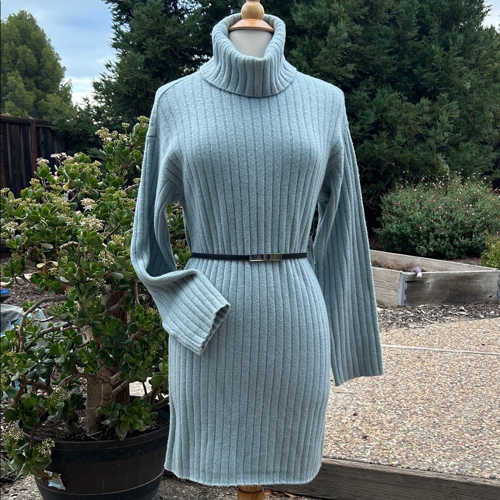 Abercrombie & Fitch Light Blue Long Sleeve Dress